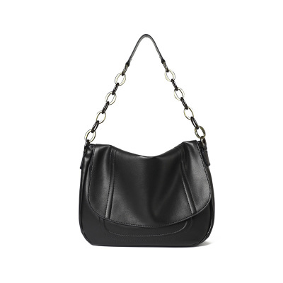 One Shoulder Messenger Hobo Chain Bag 51