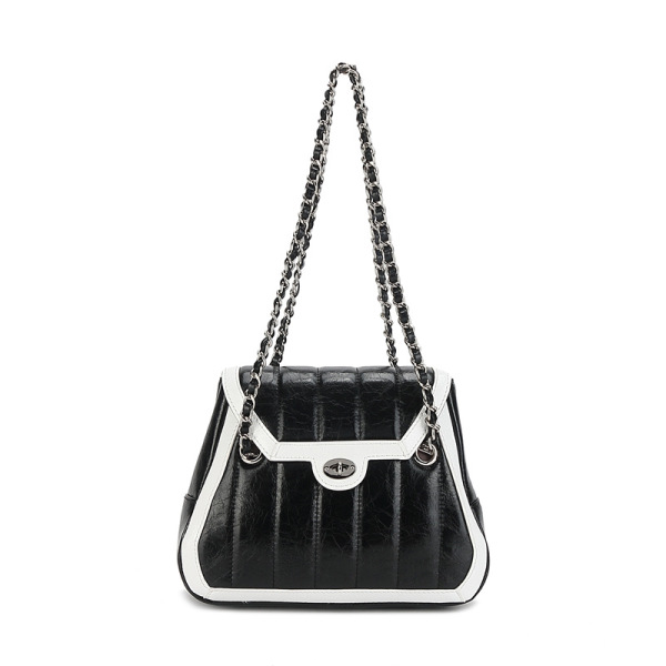 Small fragrance shoulder bag 77